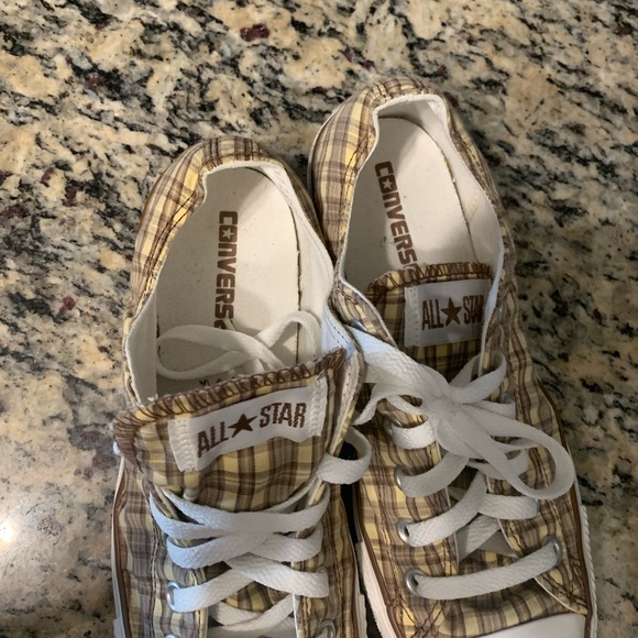 Converse Chuck Taylor All Star Low Tops - Size 9 - - Picture 6 of 6